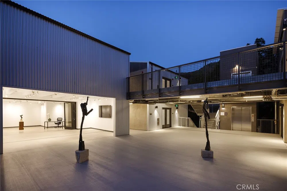 20412 Laguna Canyon Road #205 Laguna Beach, CA 92651