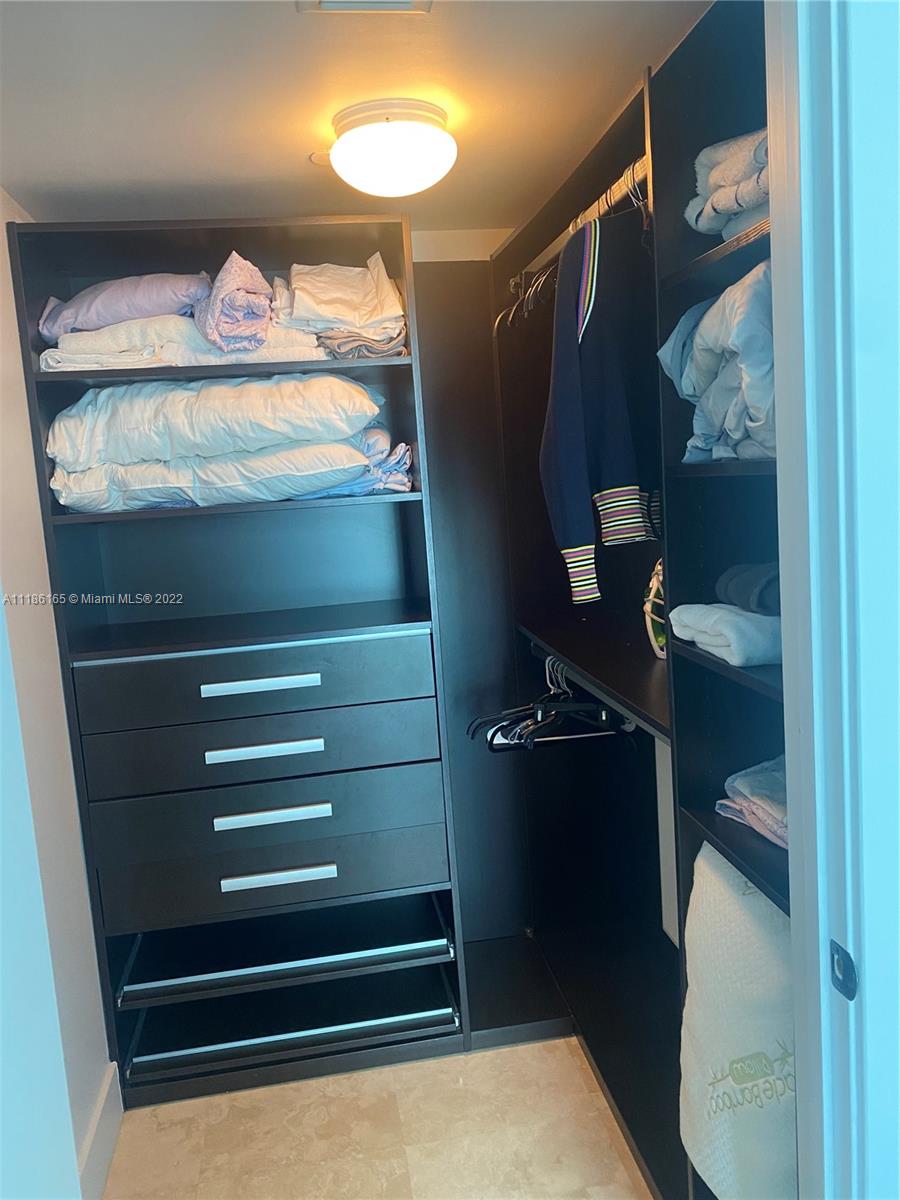 6801 Collins Ave #1102 (door 1111) Miami Beach, FL 33141