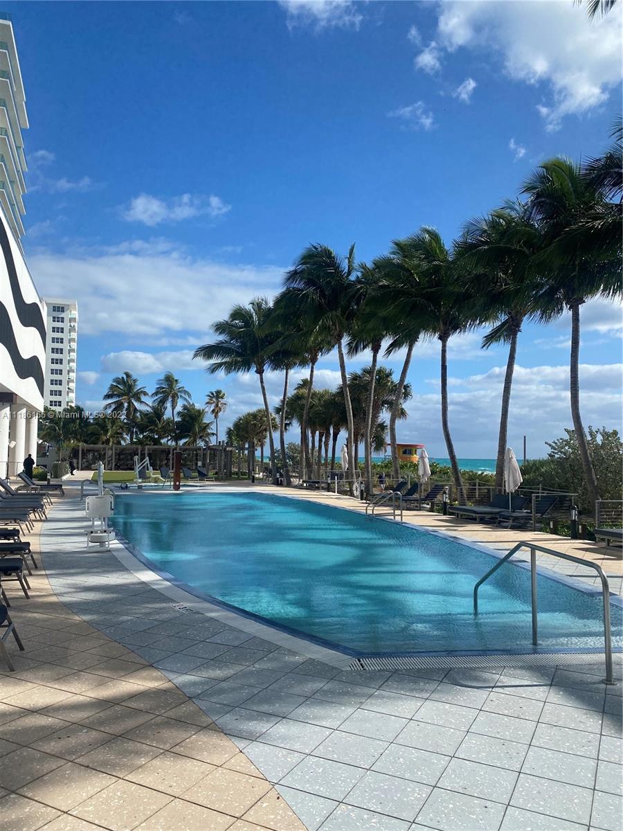 6801 Collins Ave #1102 (door 1111) Miami Beach, FL 33141