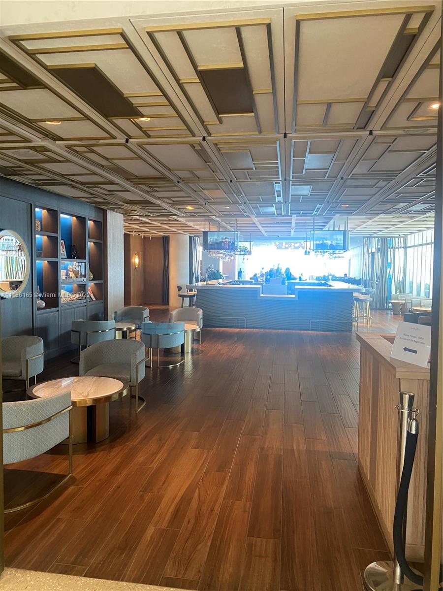 6801 Collins Ave #1102 (door 1111) Miami Beach, FL 33141