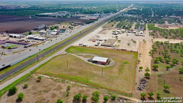 0 18TH ST Hondo, TX 78861