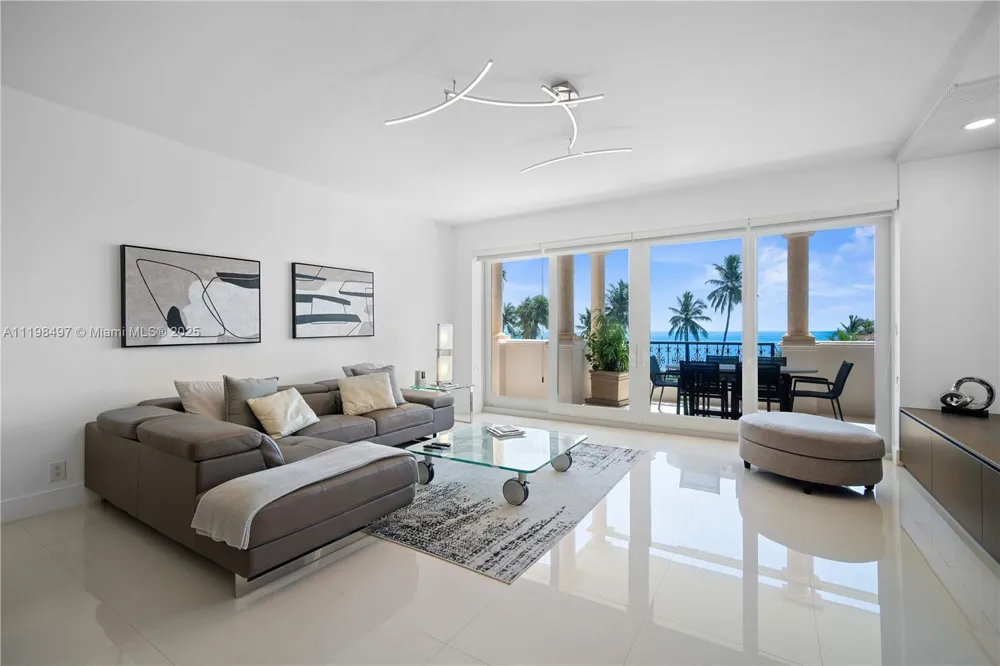 19234 Fisher Island Dr #19234 Fisher Island, FL 33109