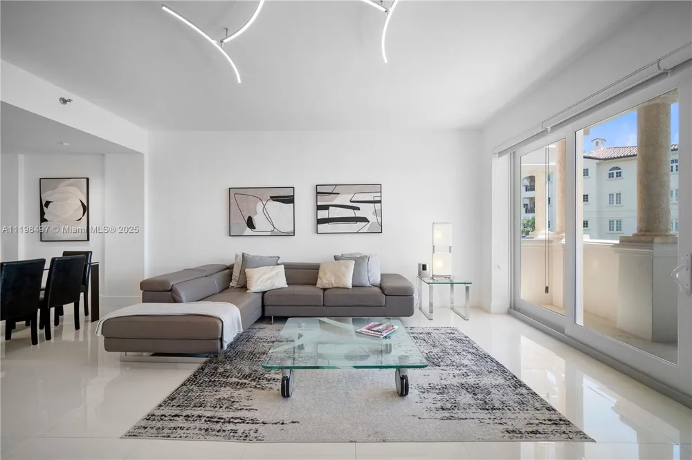 19234 Fisher Island Dr #19234 Fisher Island, FL 33109