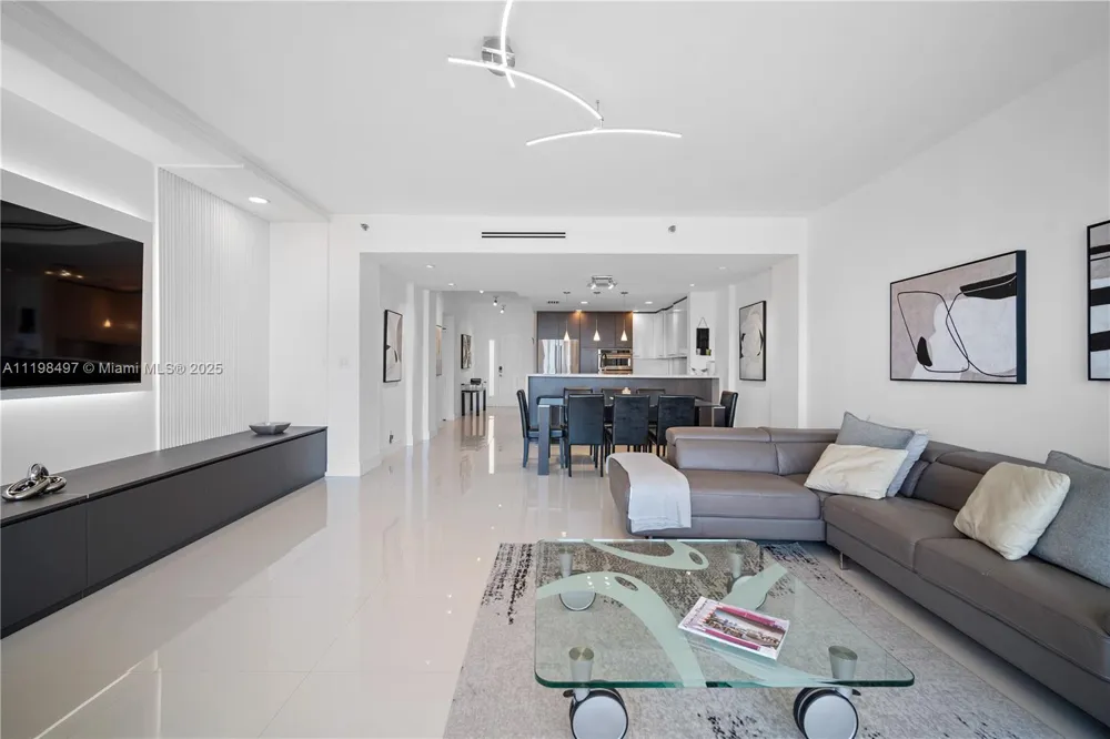 19234 Fisher Island Dr #19234 Fisher Island, FL 33109
