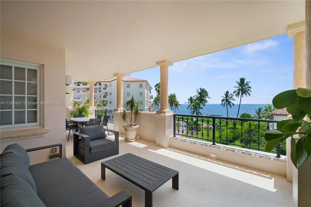 19234 Fisher Island Dr #19234 Fisher Island, FL 33109