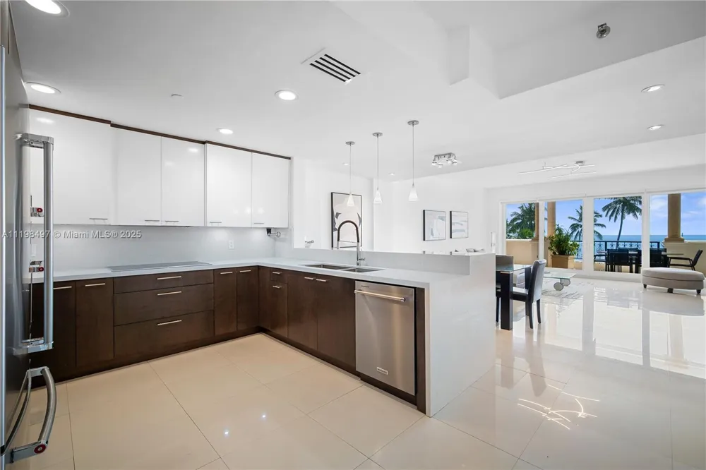 19234 Fisher Island Dr #19234 Fisher Island, FL 33109