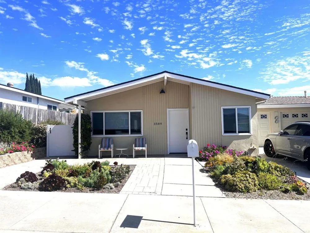 3589 Nina Street Oceanside, CA 92056