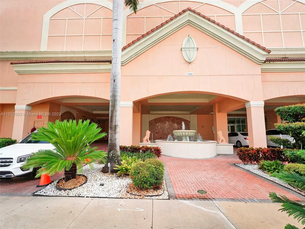 17555 Atlantic Blvd #806 Sunny Isles Beach, FL 33160
