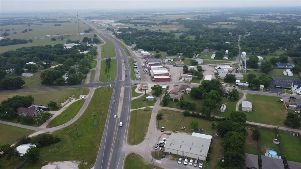 101 Main Street Lone Oak, TX 75453