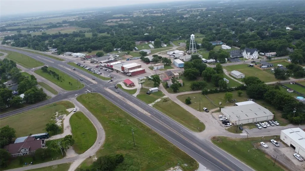 101 Main Street Lone Oak, TX 75453