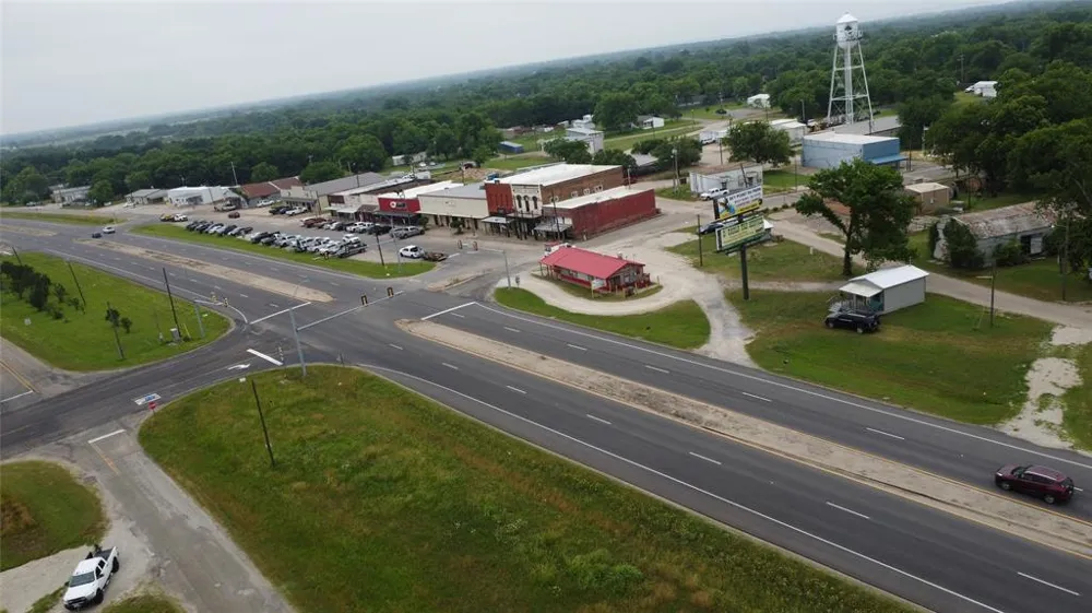 101 Main Street Lone Oak, TX 75453