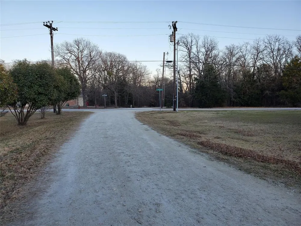800 Hillburn Drive West Tawakoni, TX 75474