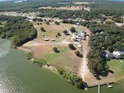 800 Hillburn Drive West Tawakoni, TX 75474