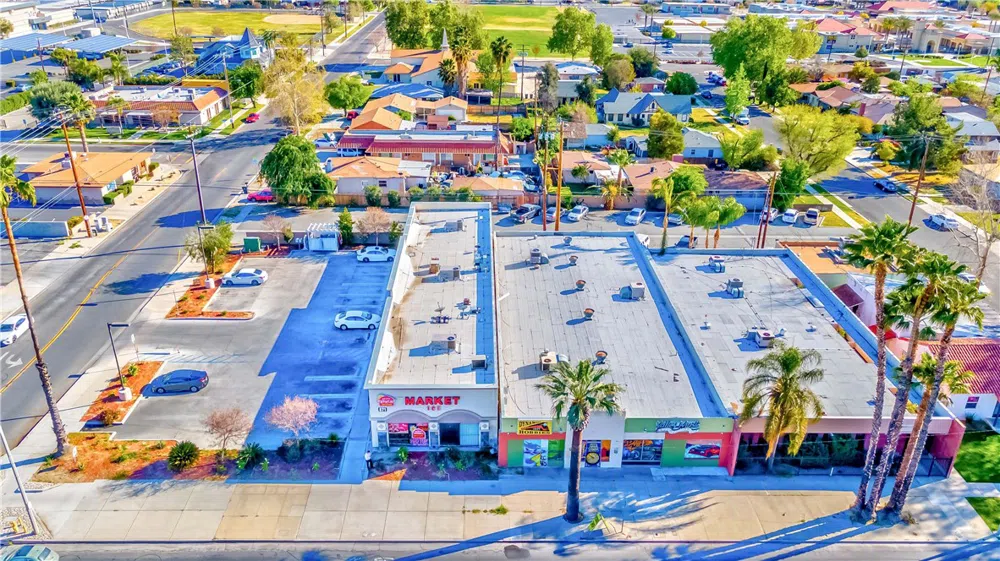 811 E Florida Avenue Hemet, CA 92543