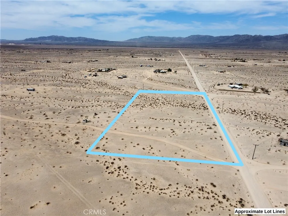 5 Wilson Road 29 Palms, CA 92277