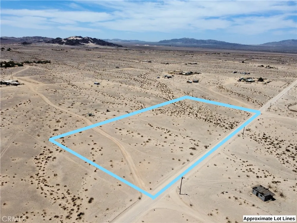 5 Wilson Road 29 Palms, CA 92277