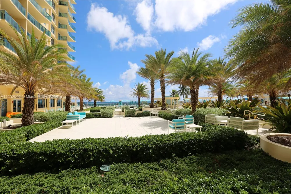 2501 S Ocean Dr #PH28 (AVAILABLE OCT 1) Hollywood, FL 33019