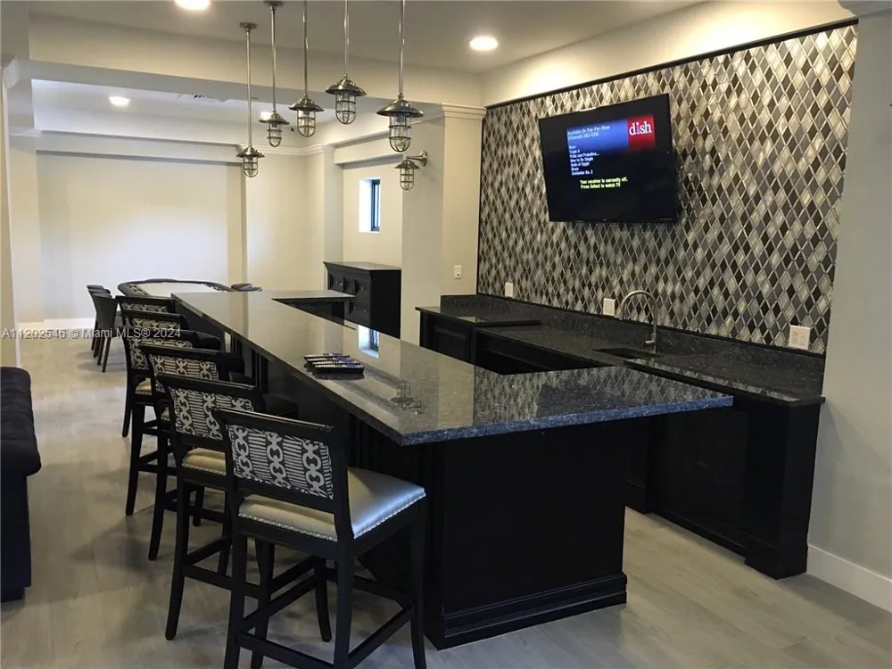 2501 S Ocean Dr #PH28 (AVAILABLE OCT 1) Hollywood, FL 33019