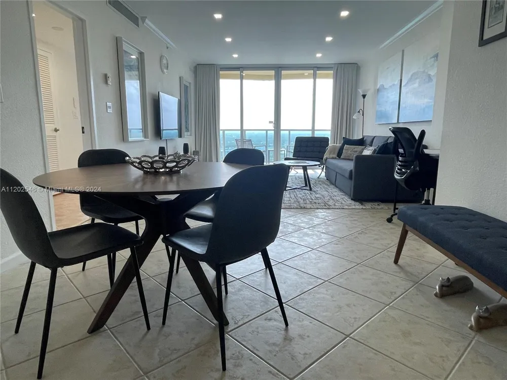 2501 S Ocean Dr #PH28 (AVAILABLE OCT 1) Hollywood, FL 33019