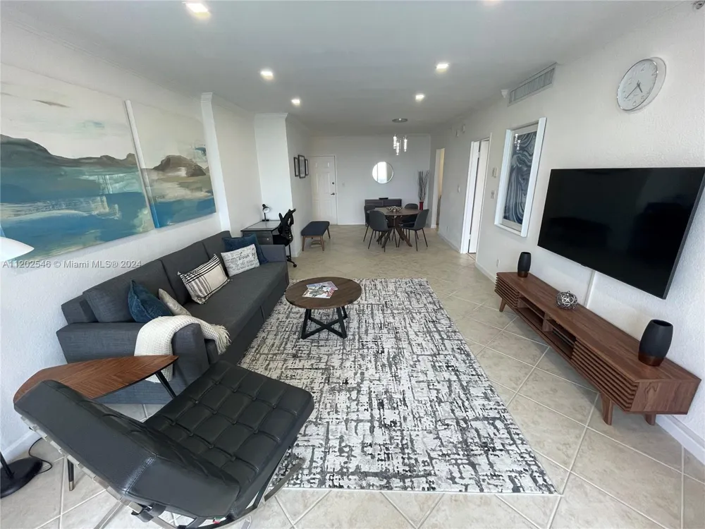 2501 S Ocean Dr #PH28 (AVAILABLE OCT 1) Hollywood, FL 33019