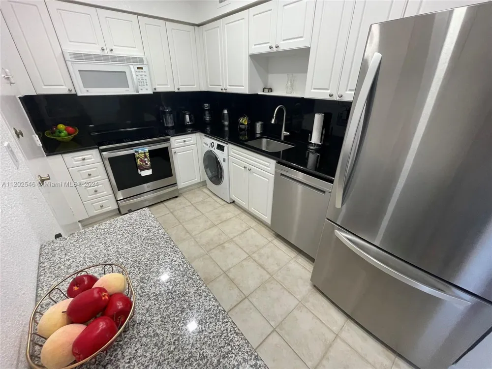2501 S Ocean Dr #PH28 (AVAILABLE OCT 1) Hollywood, FL 33019
