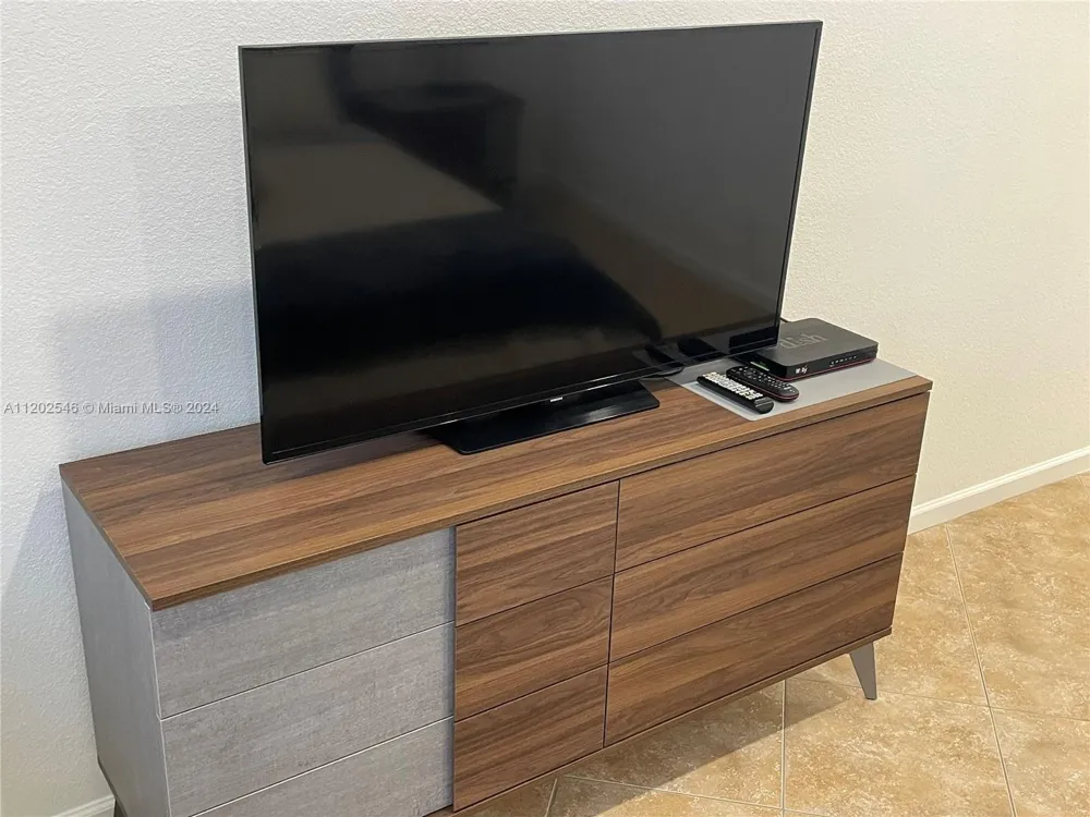 2501 S Ocean Dr #PH28 (AVAILABLE OCT 1) Hollywood, FL 33019