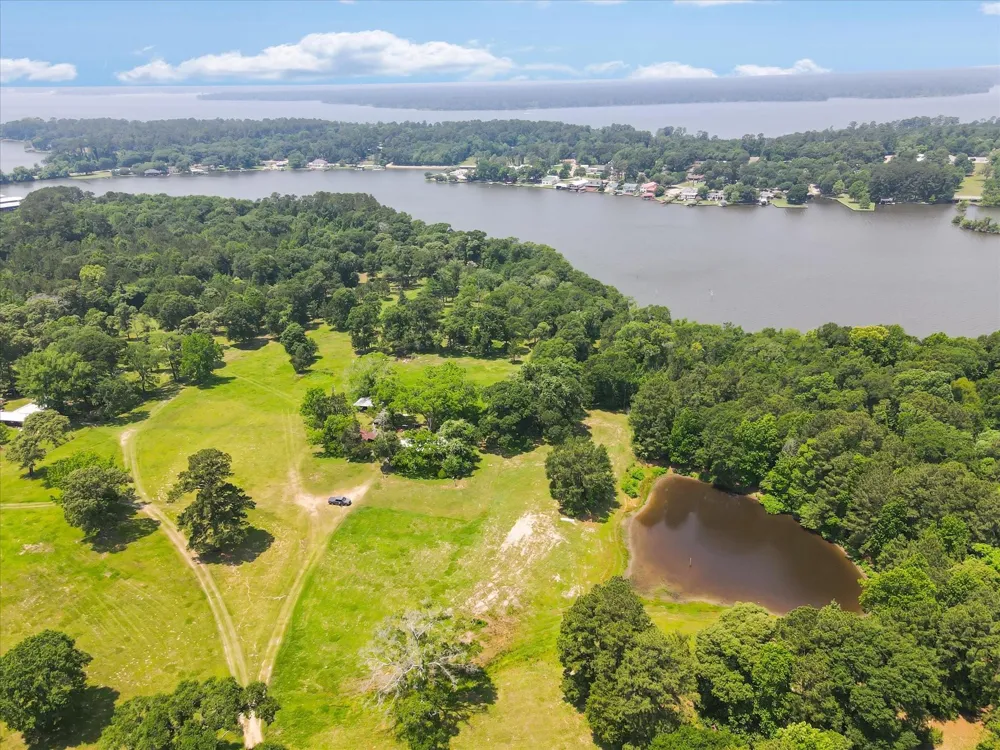 13475 Mary Wagner Willis, TX 77318