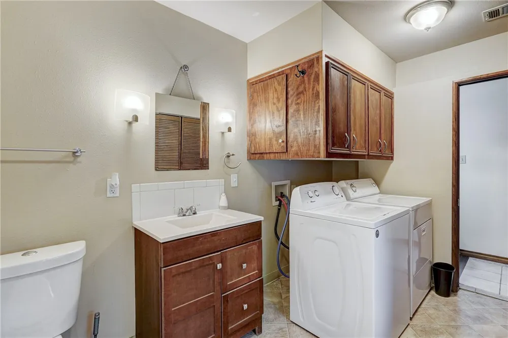 40202 Settlers Path Path Georgetown, TX 78626