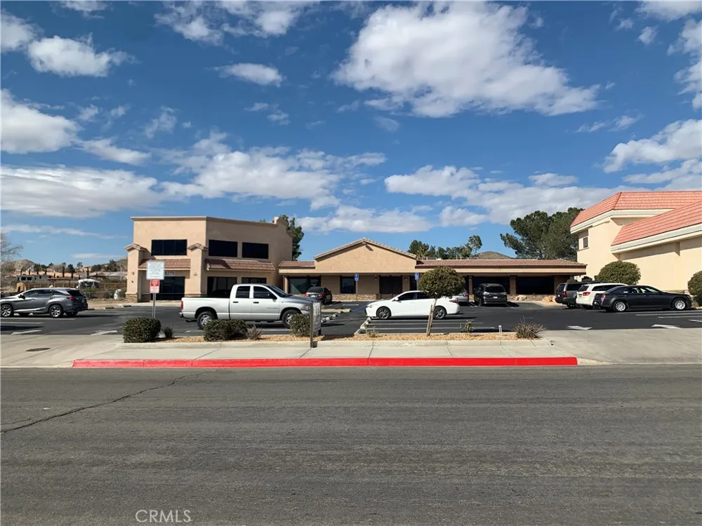18270 Siskiyou Road #2 Apple Valley, CA 92307