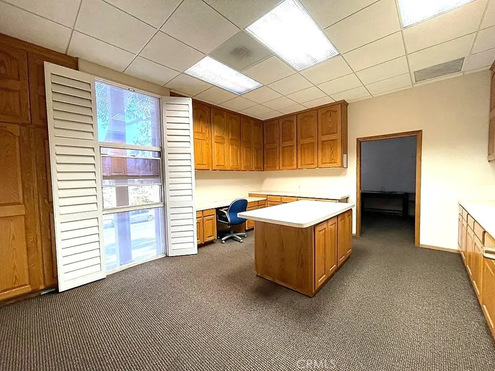 1245 W 6th Street Corona, CA 92882