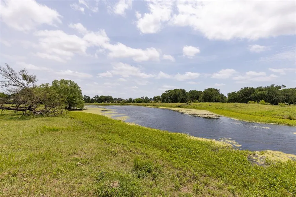 1001 S Highway 377 Pilot Point, TX 76258