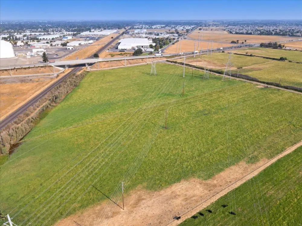 10351 Grant Line Road Elk Grove, CA 95624