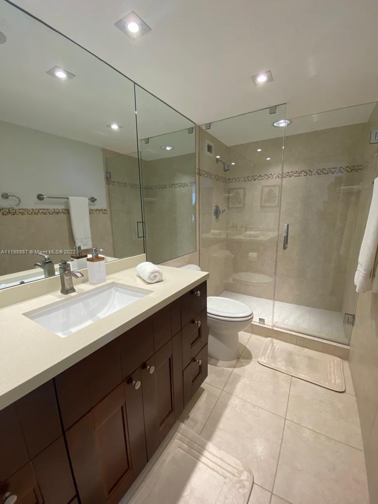 5151 Collins Ave #531 Miami Beach, FL 33140