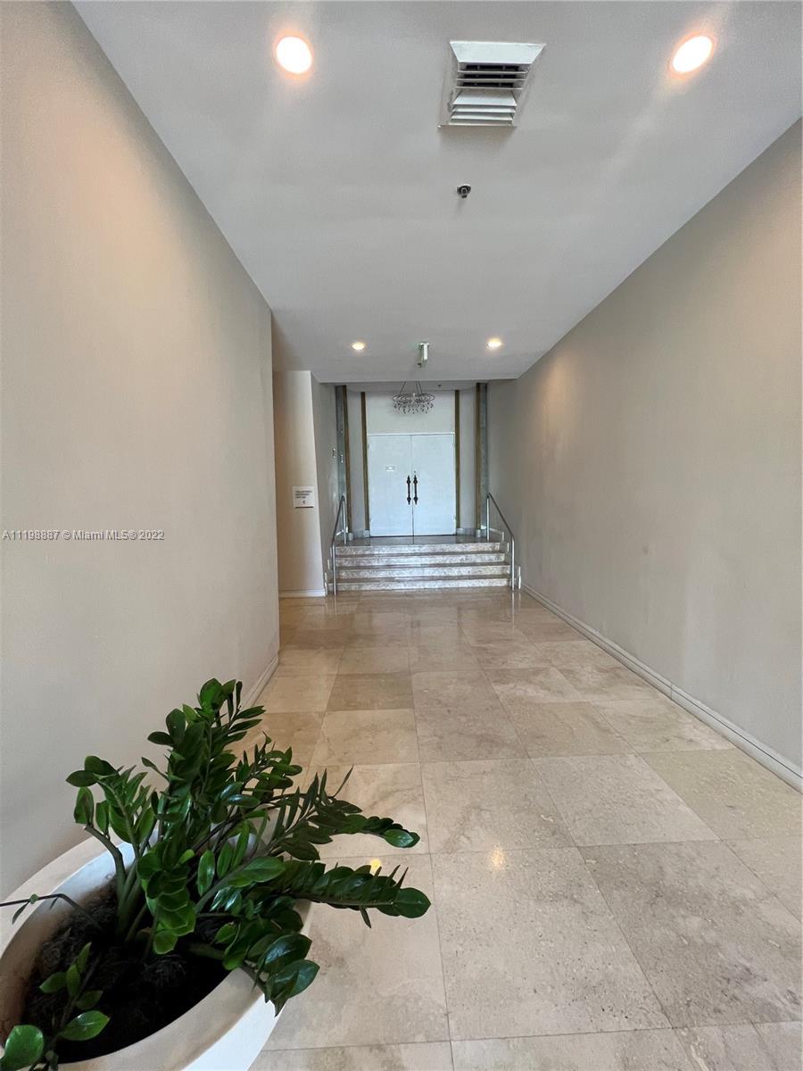 5151 Collins Ave #531 Miami Beach, FL 33140