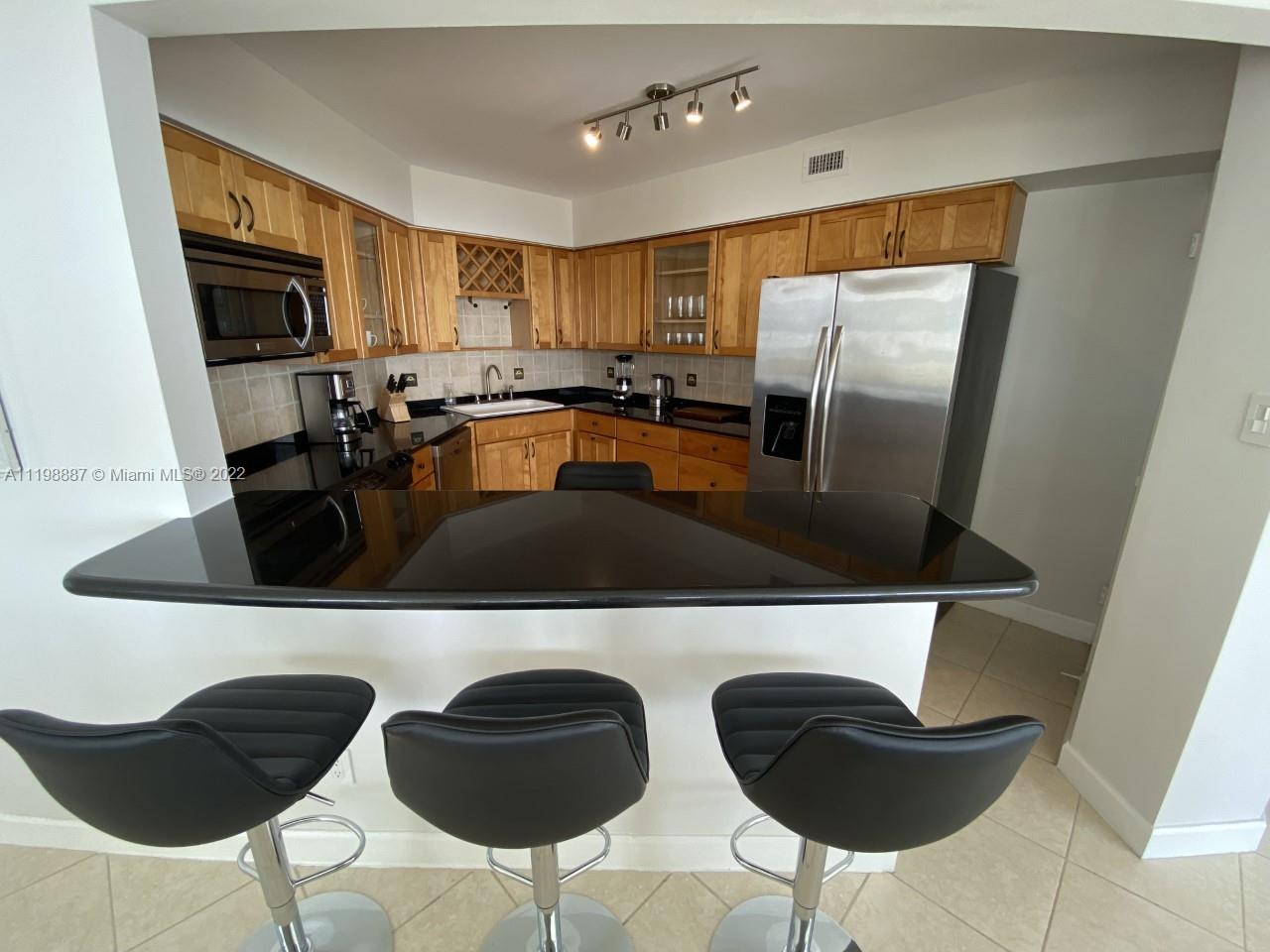 5151 Collins Ave #531 Miami Beach, FL 33140