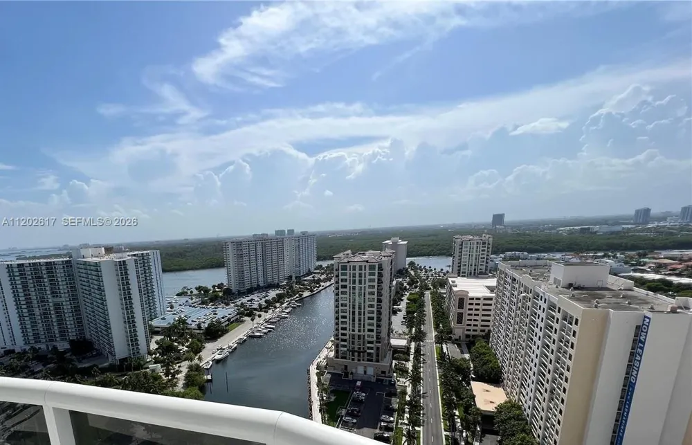 16001 Collins Ave #1705 Sunny Isles Beach, FL 33160