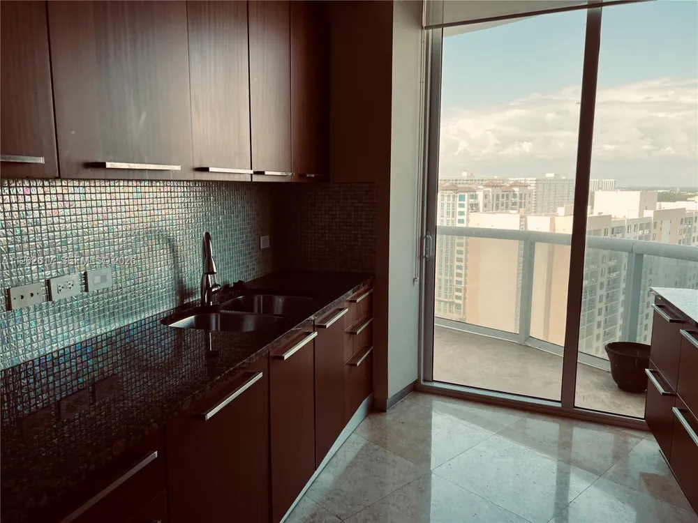 16001 Collins Ave #1705 Sunny Isles Beach, FL 33160
