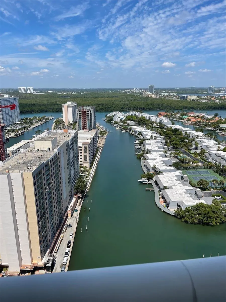 16001 Collins Ave #1705 Sunny Isles Beach, FL 33160