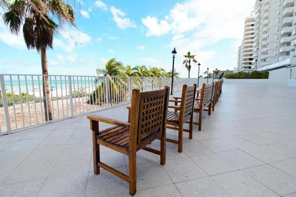5601 Collins Ave #1603 Miami Beach, FL 33140