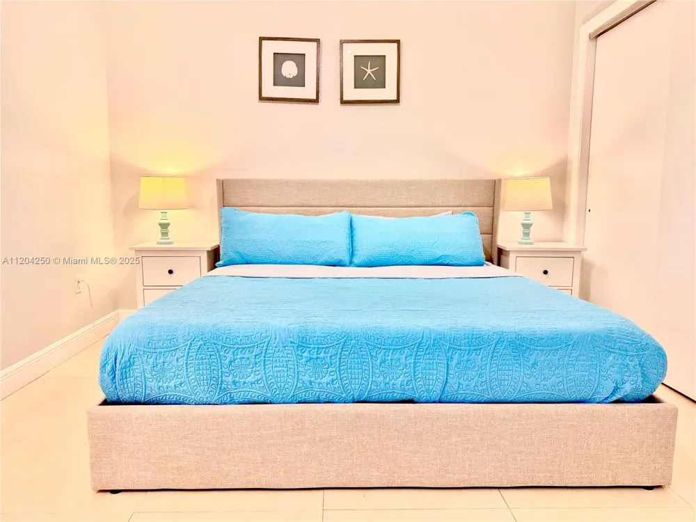 1830 S Ocean Dr #1709 Hallandale Beach, FL 33009