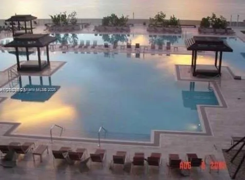 1830 S Ocean Dr #1709 Hallandale Beach, FL 33009