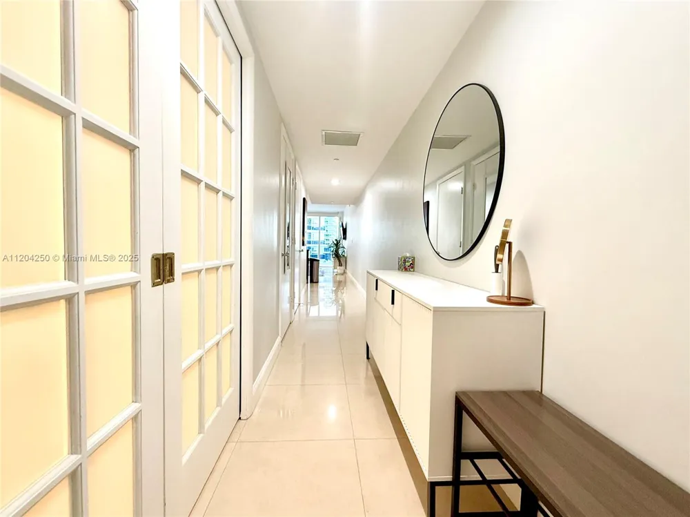 1830 S Ocean Dr #1709 Hallandale Beach, FL 33009