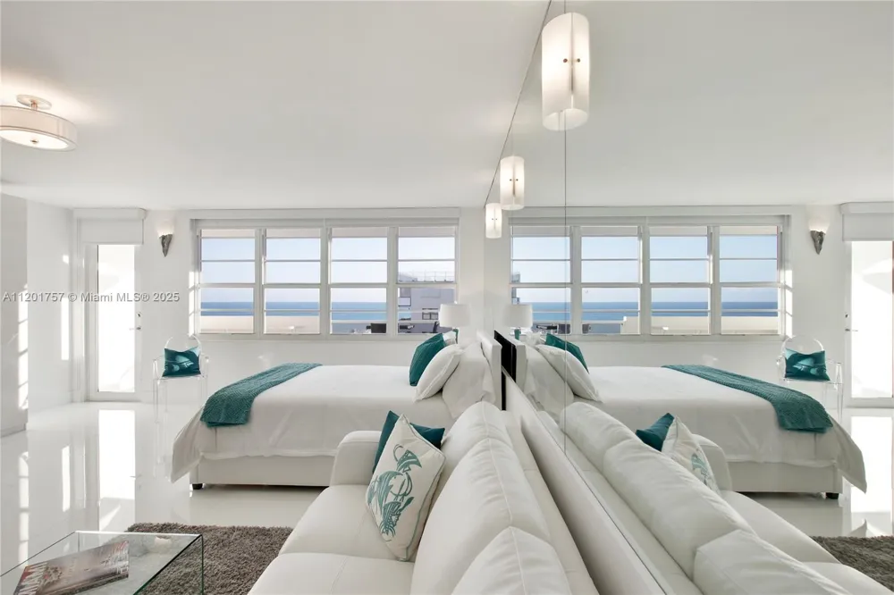 100 Lincoln Rd #940 Miami Beach, FL 33139
