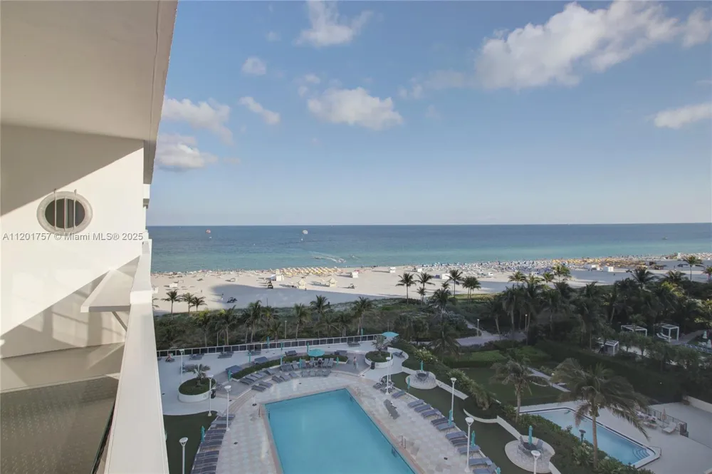 100 Lincoln Rd #940 Miami Beach, FL 33139