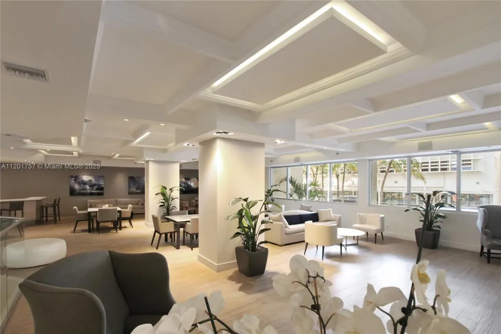 100 Lincoln Rd #940 Miami Beach, FL 33139