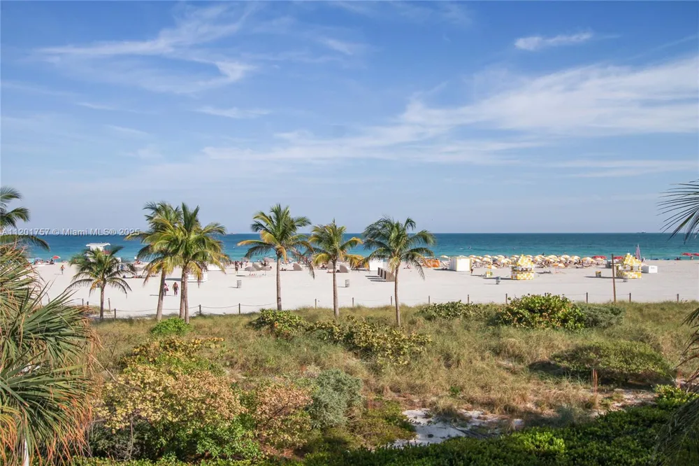100 Lincoln Rd #940 Miami Beach, FL 33139