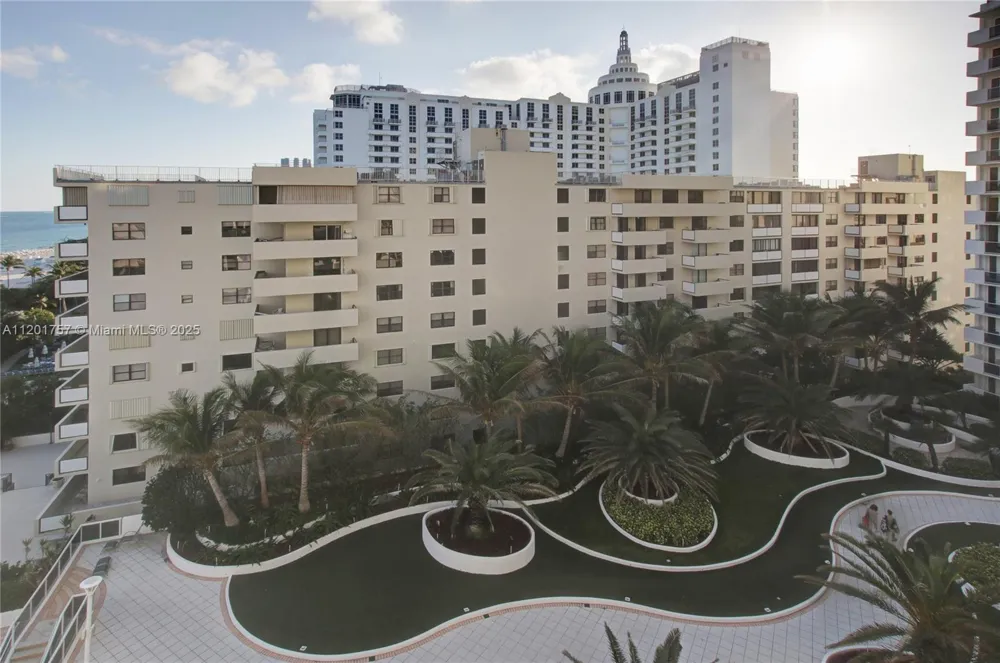 100 Lincoln Rd #940 Miami Beach, FL 33139