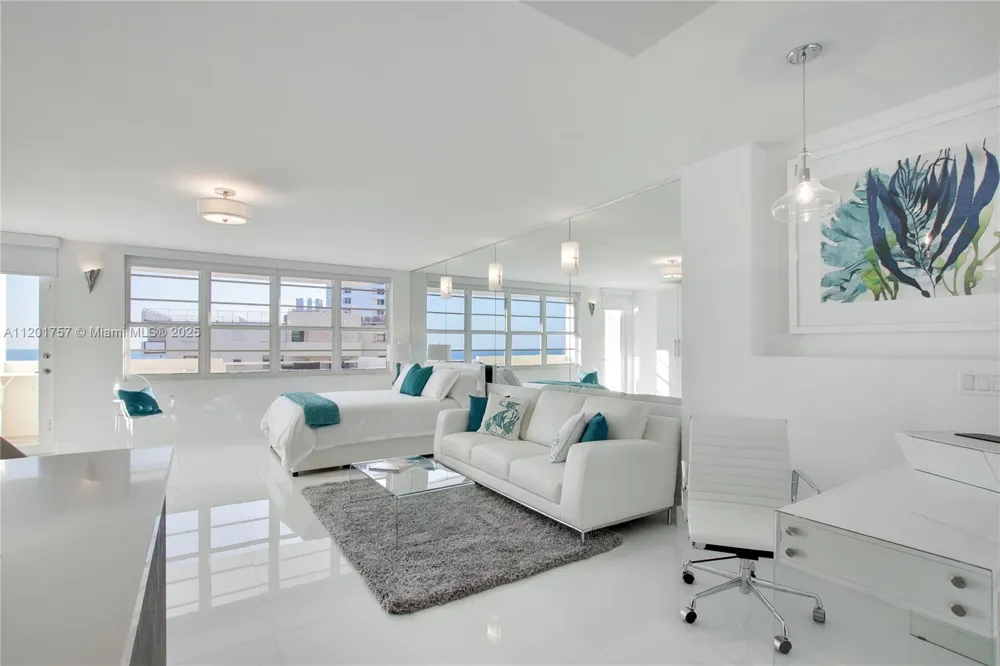 100 Lincoln Rd #940 Miami Beach, FL 33139