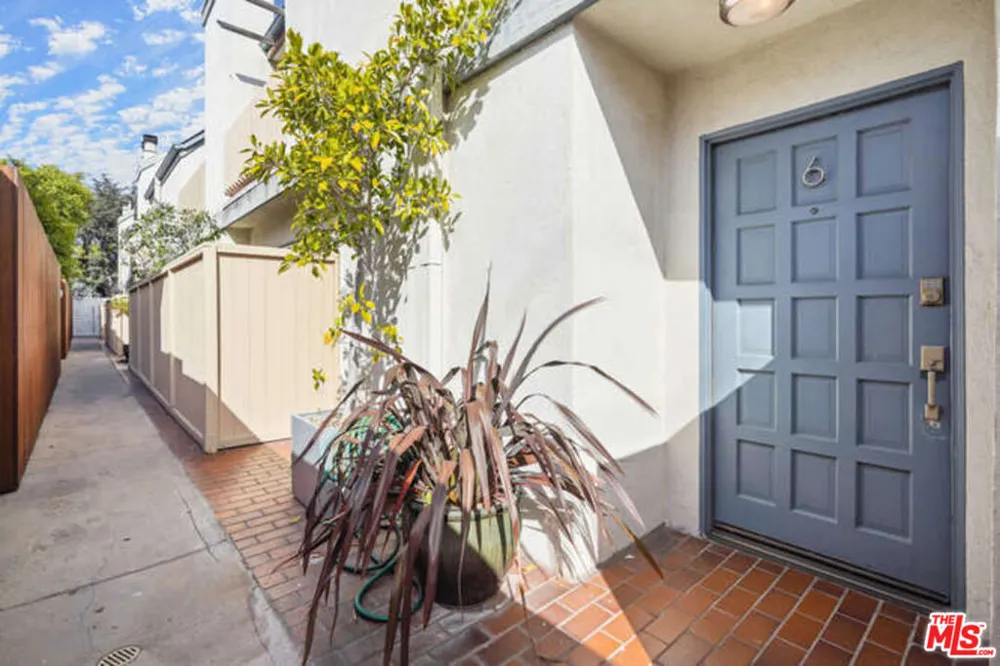 1128 15TH STREET #6 Santa Monica, CA 90403