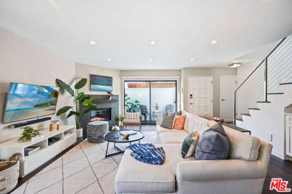 1128 15TH STREET #6 Santa Monica, CA 90403